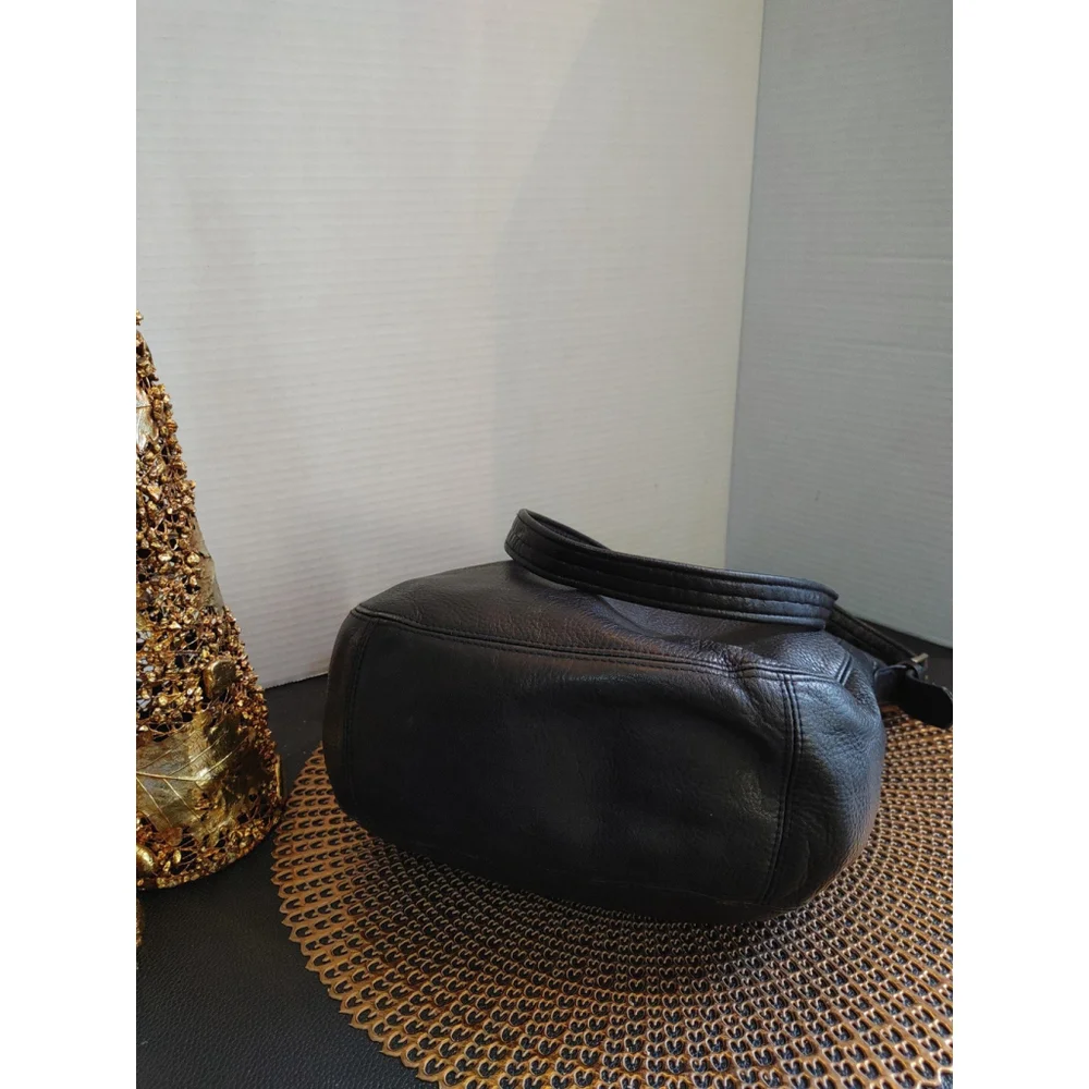 Tignanello Leather Bag - Picture 4 of 7